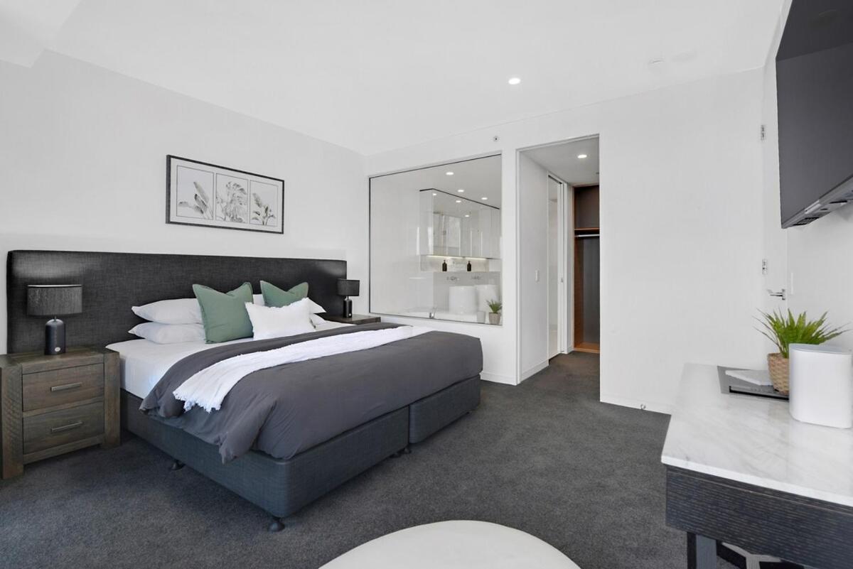 Apartment Skyhome At Oracle 23703